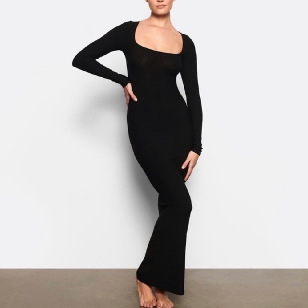 NWT SKIMS Soft Lounge Long Sleeve Dress, Onyx